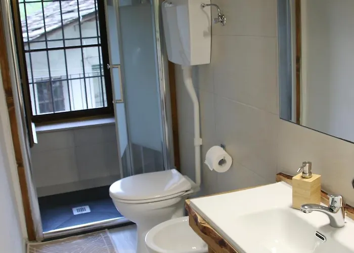 לינה וארוחת בוקר La Ghita 3*