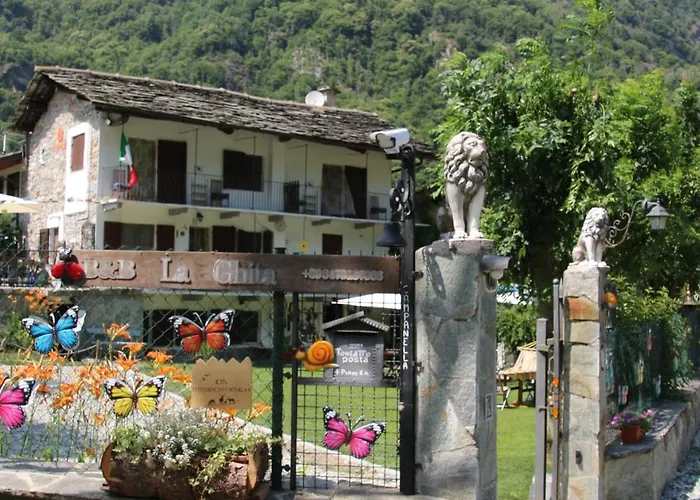 לינה וארוחת בוקר La Ghita 3*